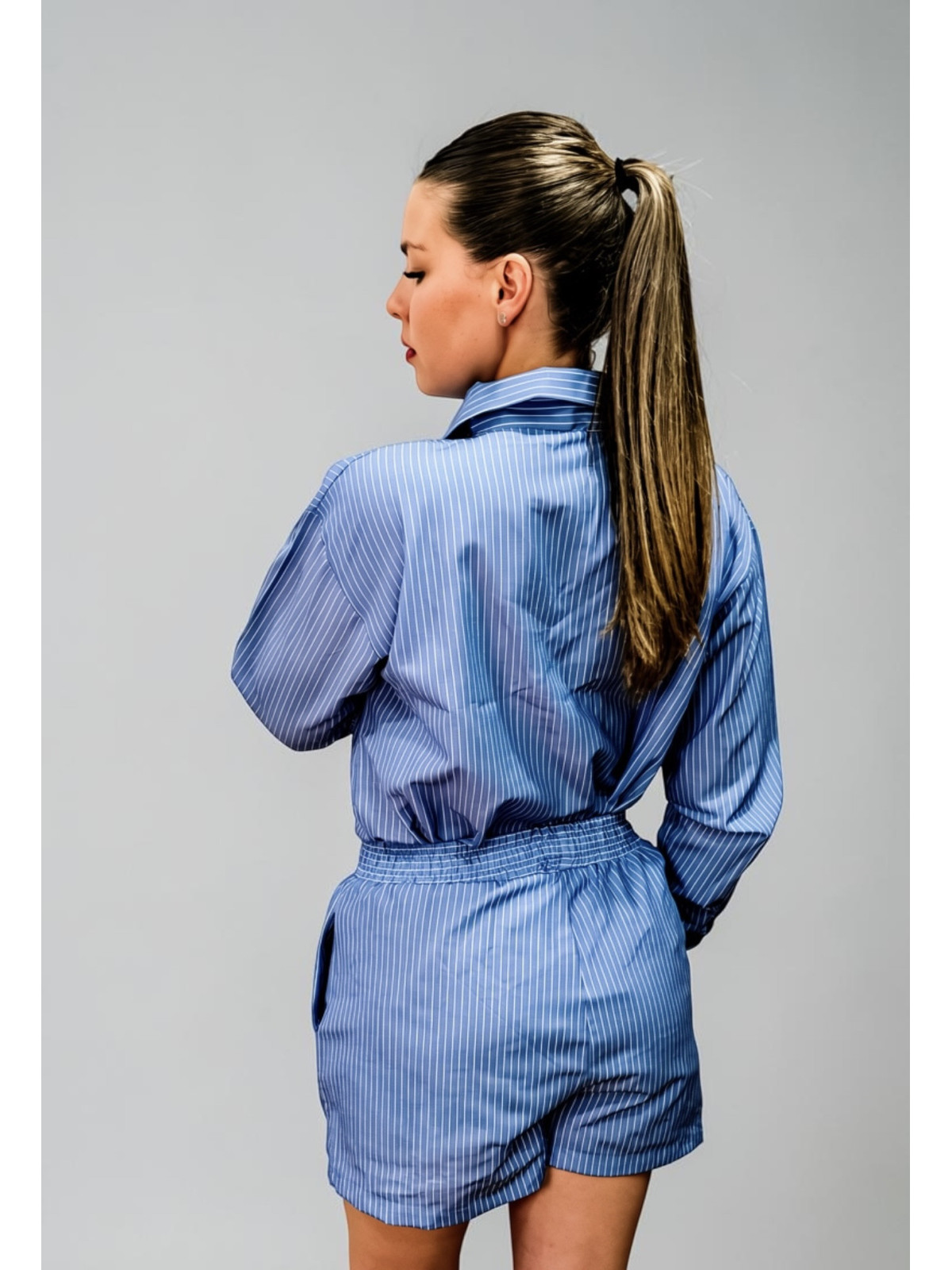 Pantalón de rayas azul