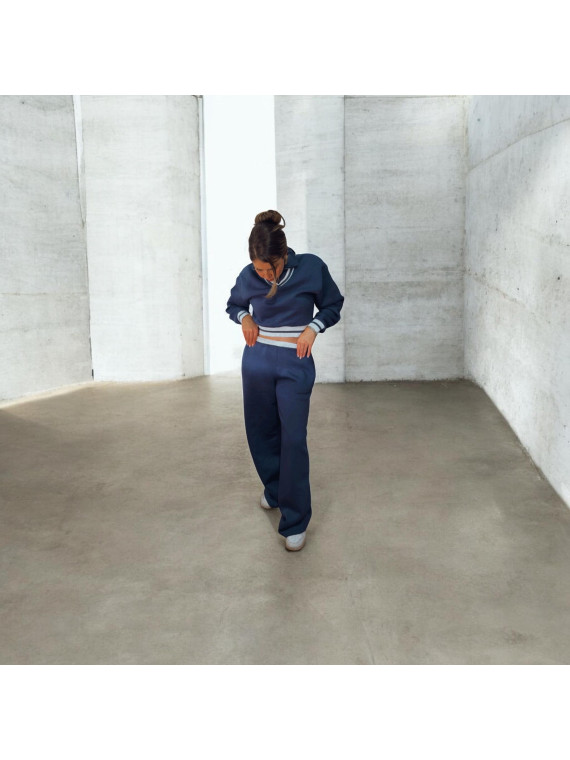Chandal azul con cuello