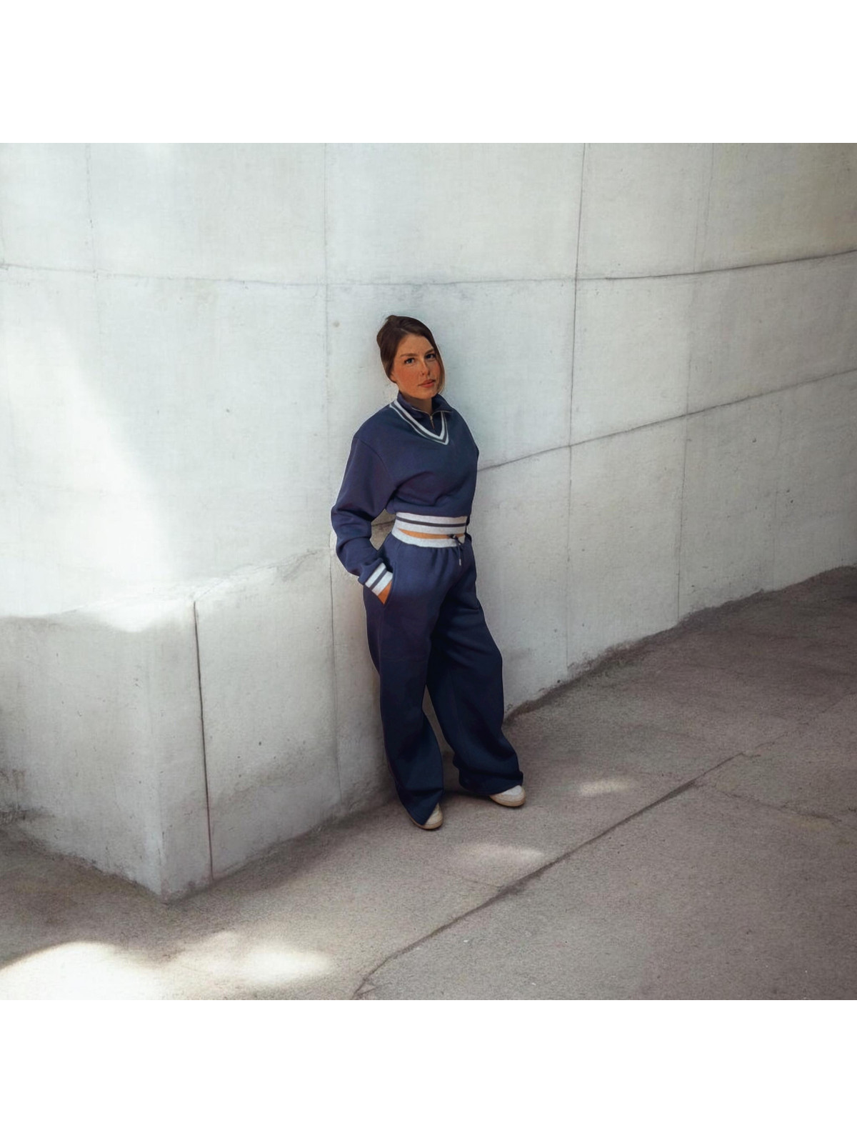 Chandal azul con cuello